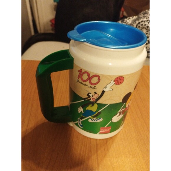 Vintage 90's Disney World All-Star Resorts Mug Coca-Cola - Picture 2 of 6